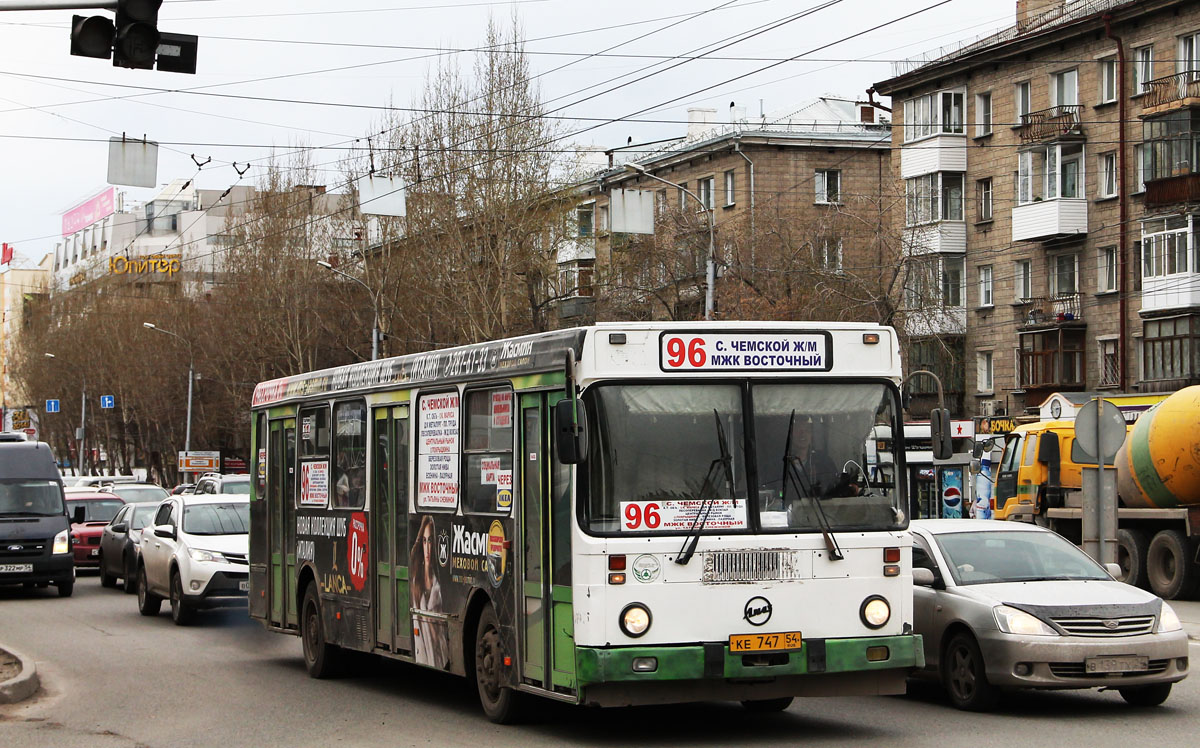 54 автобус новосибирск. 96 Автобус Новосибирск. 28 Автобус Новосибирск ЛИАЗ 5256. Автобус 34 Новосибирск. 45 Автобус НСК.