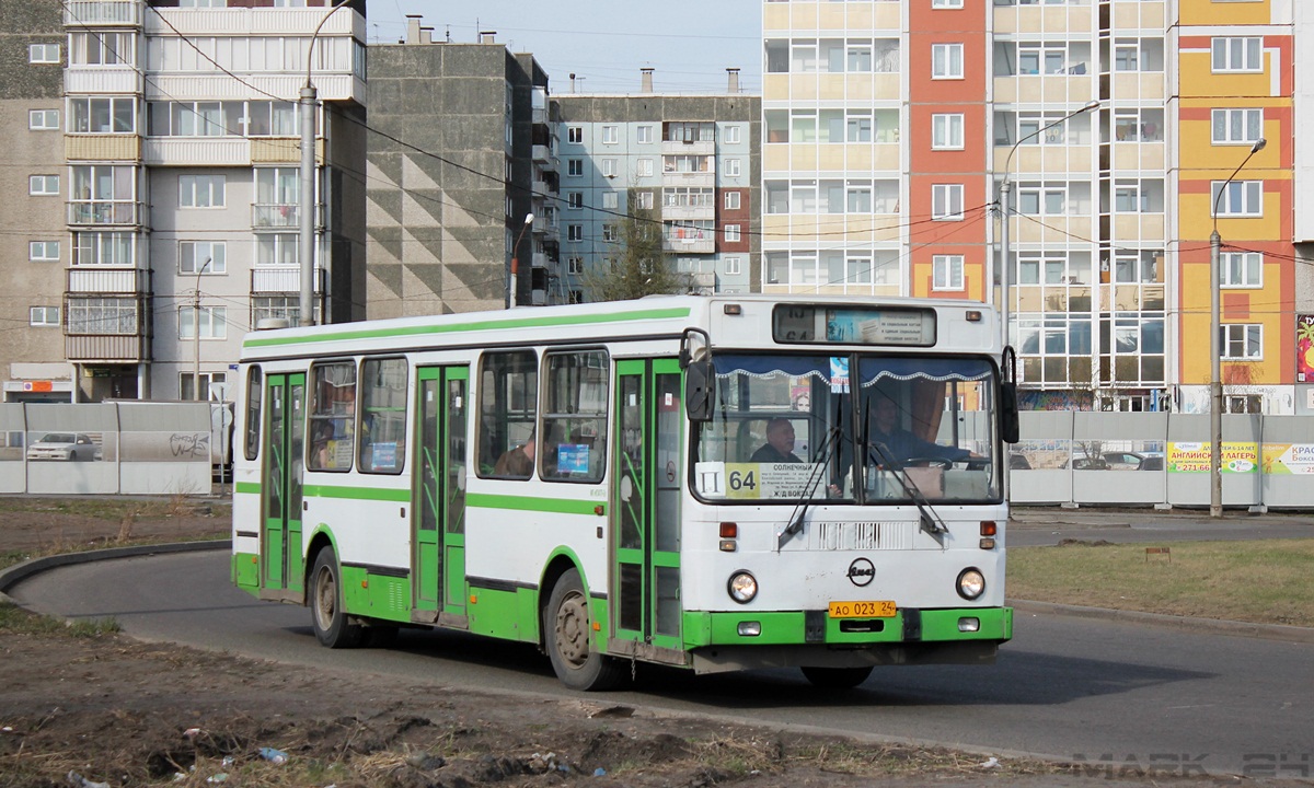 98 автобус красноярск. ЛИАЗ 5256.45. Автобус 23 Красноярск.