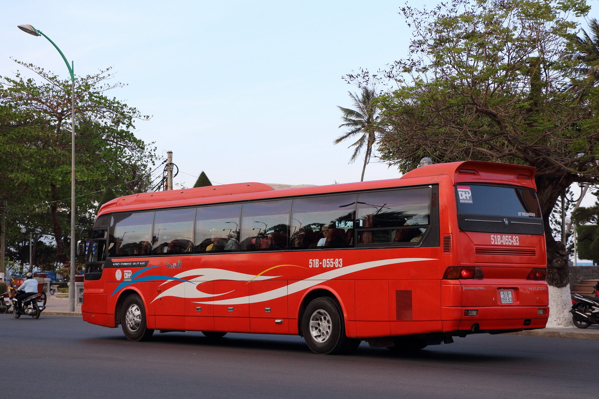 Minibus vietnam