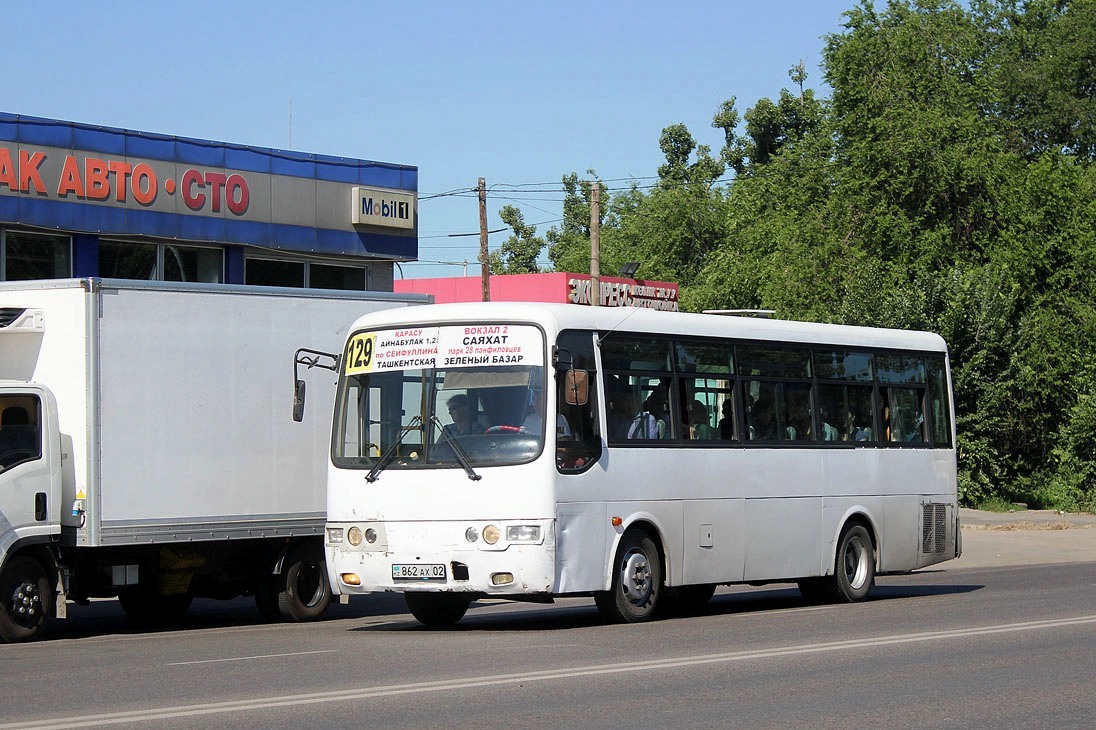 Хюндай алматы. Хендай аэротаун автобус. Автобус Хендай Алматы. 129 Автобус. Автобус 798.