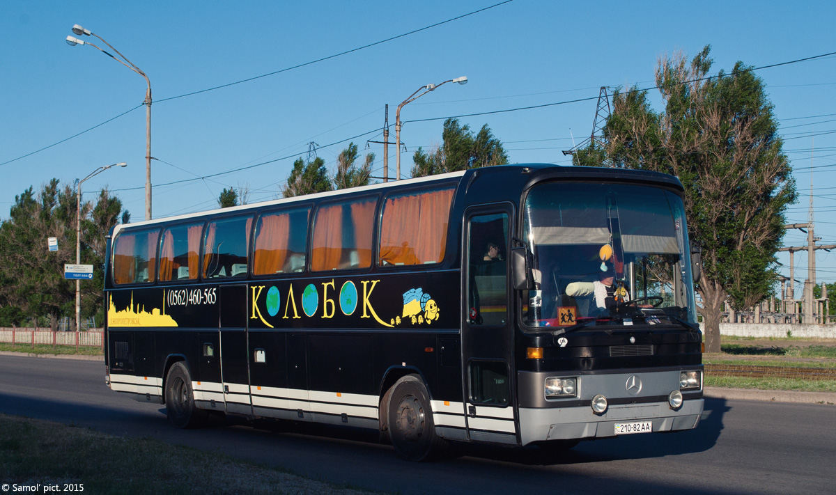 Автобус Mercedes Benz o303