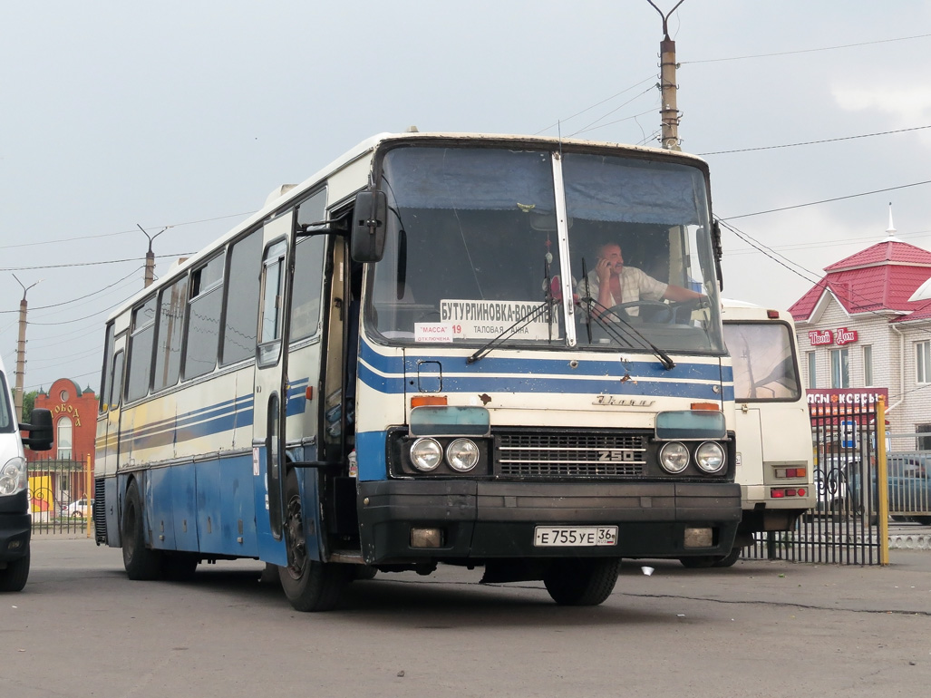 Автобус воронеж бутурлиновка расписание автовокзал. ВПАТП-3. Икарус 250.95 Фотобус. Автостанция Бутурлиновка. АО "ВПАТП № 3 автобус.