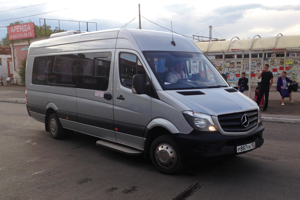 Mercedes Benz 223602 салон