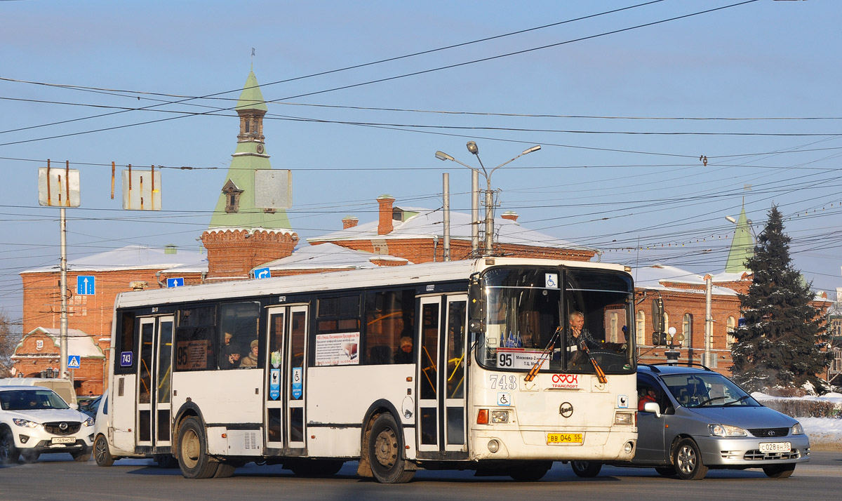 Бус мой маршрут омск. 95 Автобус Омск. Автобус Омск 743. Маршрут 95 автобуса Омск. Автобус 743 Москва.