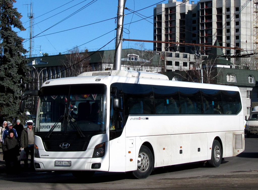 Автобусы воронеж. Воронежский автобус. Автобус Воронеж. Воронеж Курск автобус. Автобус Воронеж Центральный.