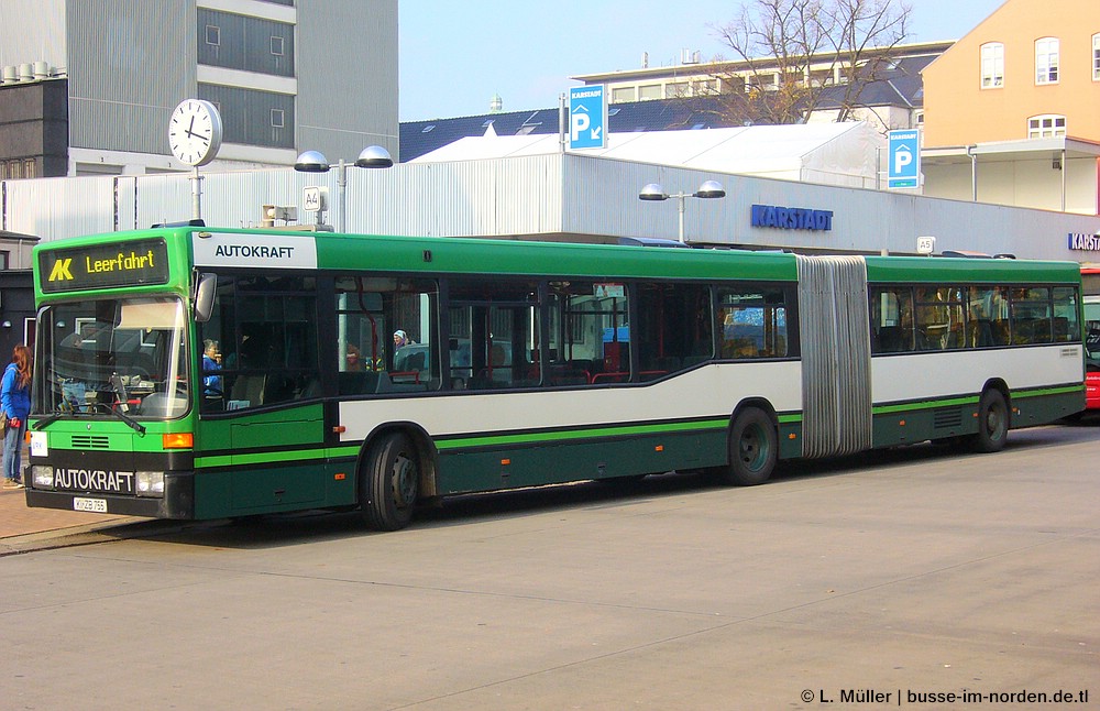 Germany, Mercedes-Benz O405GN2 # 755