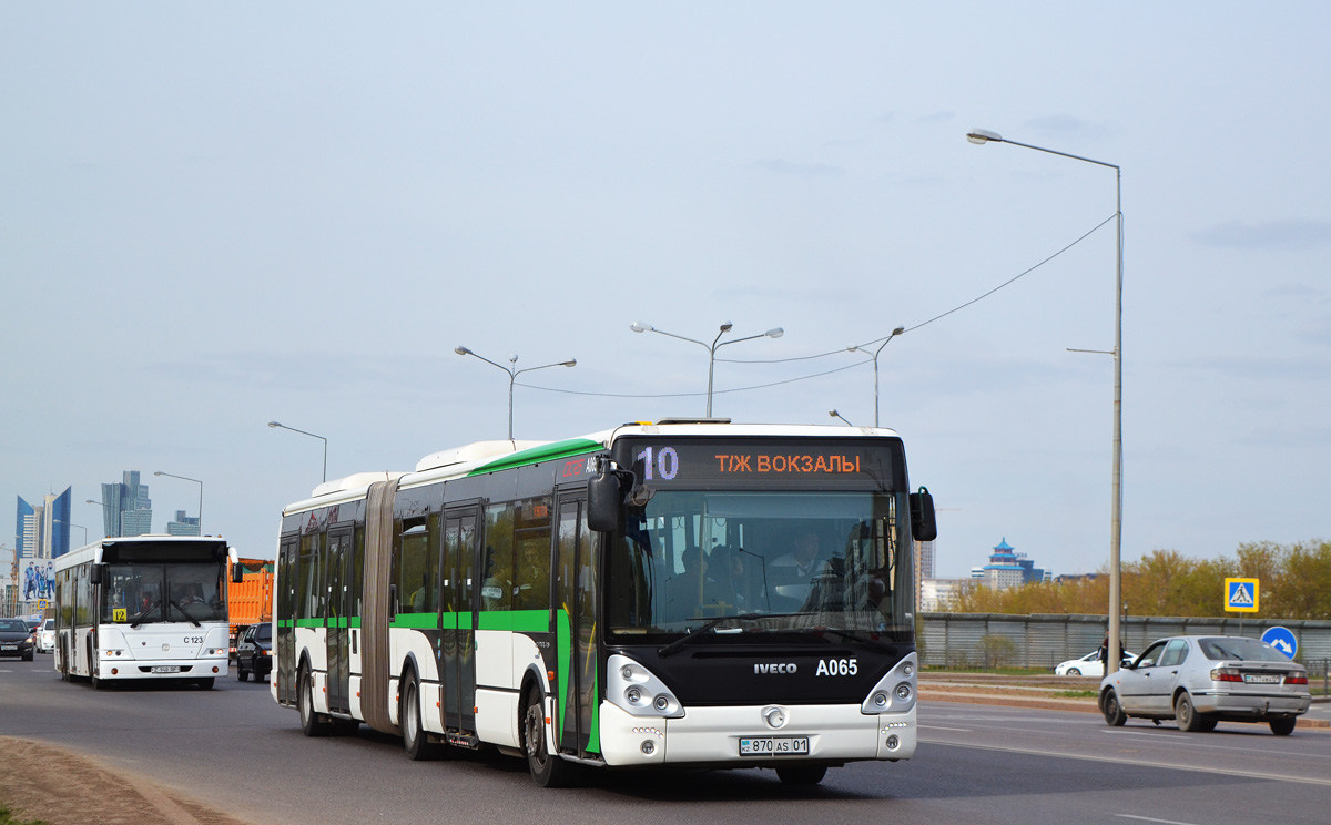 Маршрут 165. Маршрут Ивеко автобус. Astana Iveco. Irisbus citelis 10. Маршрутки Iveco на 12 маршруте.