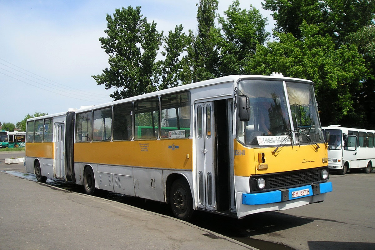 Телефон автобусного парка могилев. Икарус 280.03. Ikarus 280 Полоцк. Икарус 280 3 Автобусный парк. Старые автобусы Полоцка.