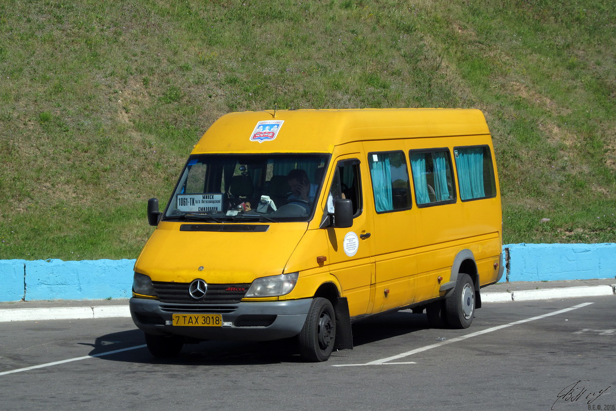 Маршрутка атлас могилев. Mercedes-Benz Sprinter 411cdi. Mercedes-Benz Sprinter 411. Мерседес Спринтер 411. Мерседес Спринтер 411 CDI.