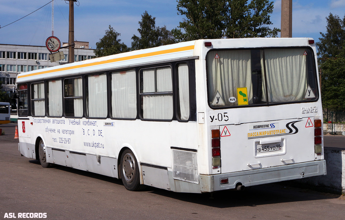 Saint Petersburg, LiAZ-5256.00 # У-05