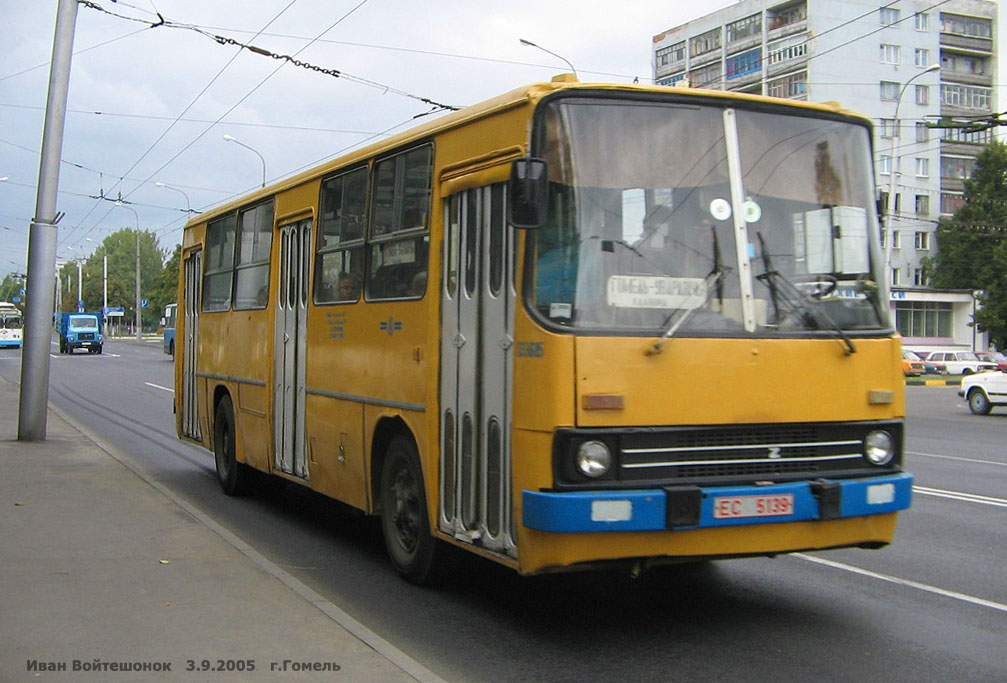 Автобусы буда гомель через уваровичи. Автобус 2005. Гомель Уваровичи маршрутка. Автобус до ЕС.