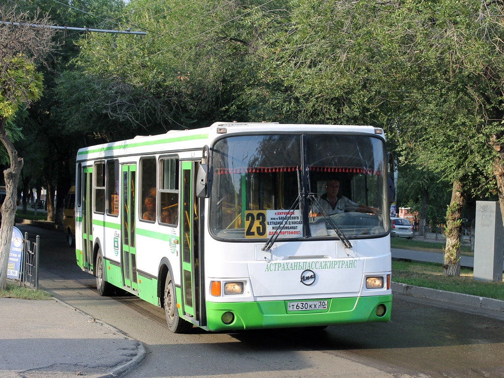 ЛИАЗ 5256. Автобусы ЛИАЗ В Астрахань. Минеральные воды астрахань автобус