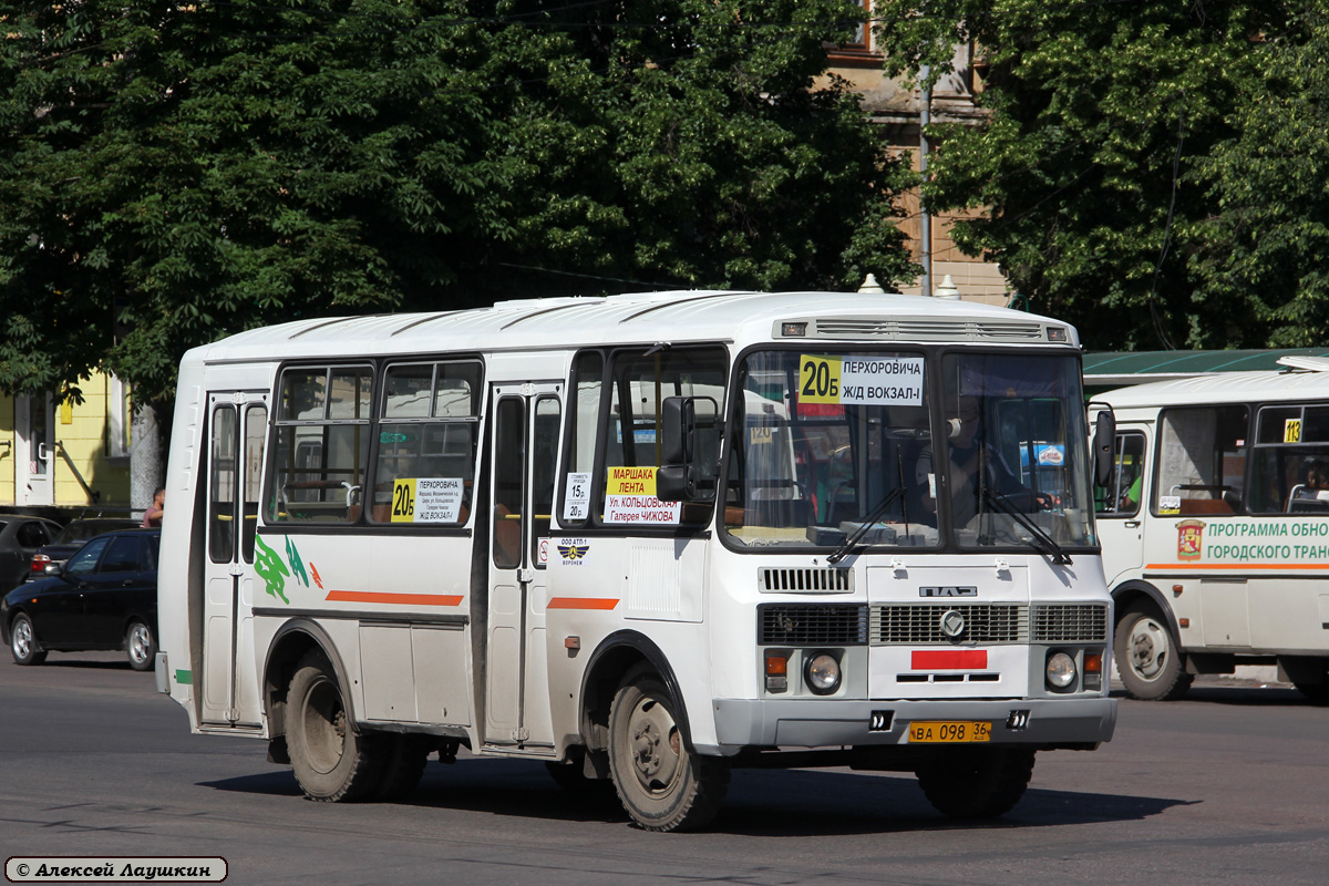 Автобус 24 губино. Автобус 20 Воронеж. Воронеж автобус 24в. Подвижной состав 24 автобус Воронеж.