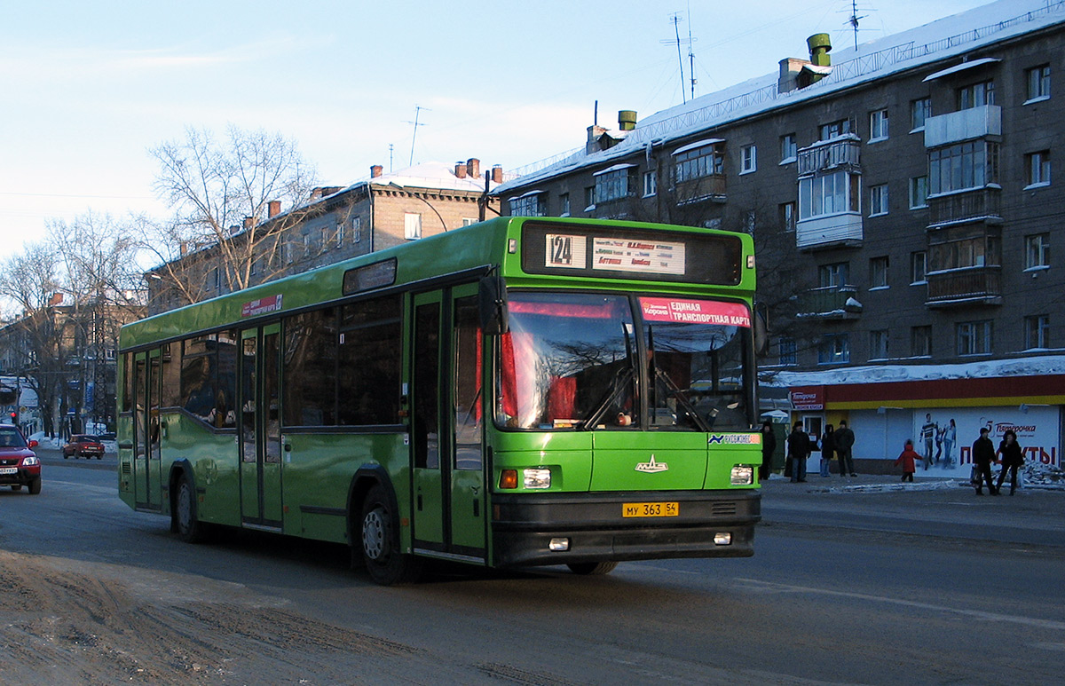 54 автобус минск. Автобус МАЗ 104 Новосибирск. 54 Автобус. Автобус 054. Автобус 54 Новосибирск.