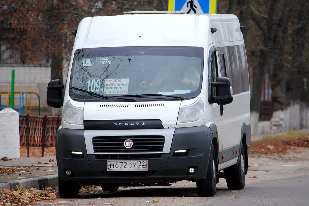 Маршрутки брянск. Маршрутка Брянск Выгоничи 108. Автобус Брянск Выгоничи 2022. Лопушь Брянск. Маршрутка Лопушь Брянск 108д.