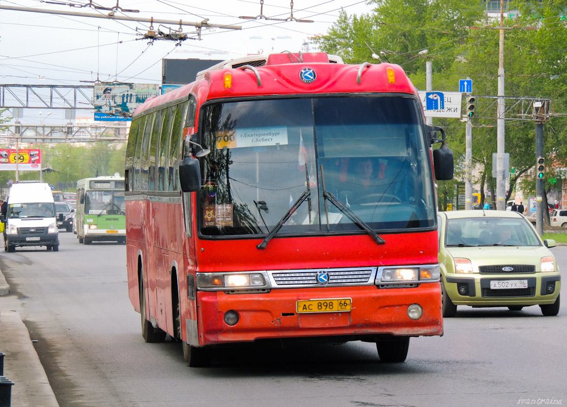 Уфа екатеринбург автобус. Автобус 700 Асбест Екатеринбург. 700а автобус Екатеринбург. Екатеринбургский автобус. Автобус 700.