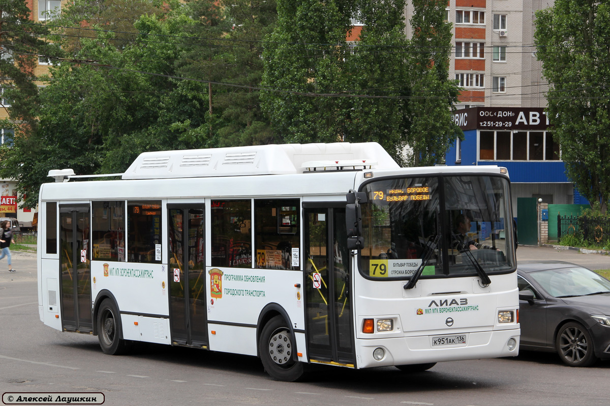 Маршрут 18 воронеж. Воронеж ЛИАЗ 5293. Автобус ЛИАЗ 5293. Воронеж. ЛИАЗ автобус 70. Воронежский автобус 79 ЛИАЗ.