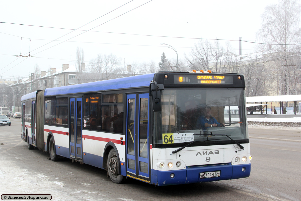 64 автобус красноярск. ЛИАЗ 6213 Воронеж. ЛИАЗ-гармошка в Воронеже. 64 Маршрут Воронеж. Автобус 64 Воронеж.