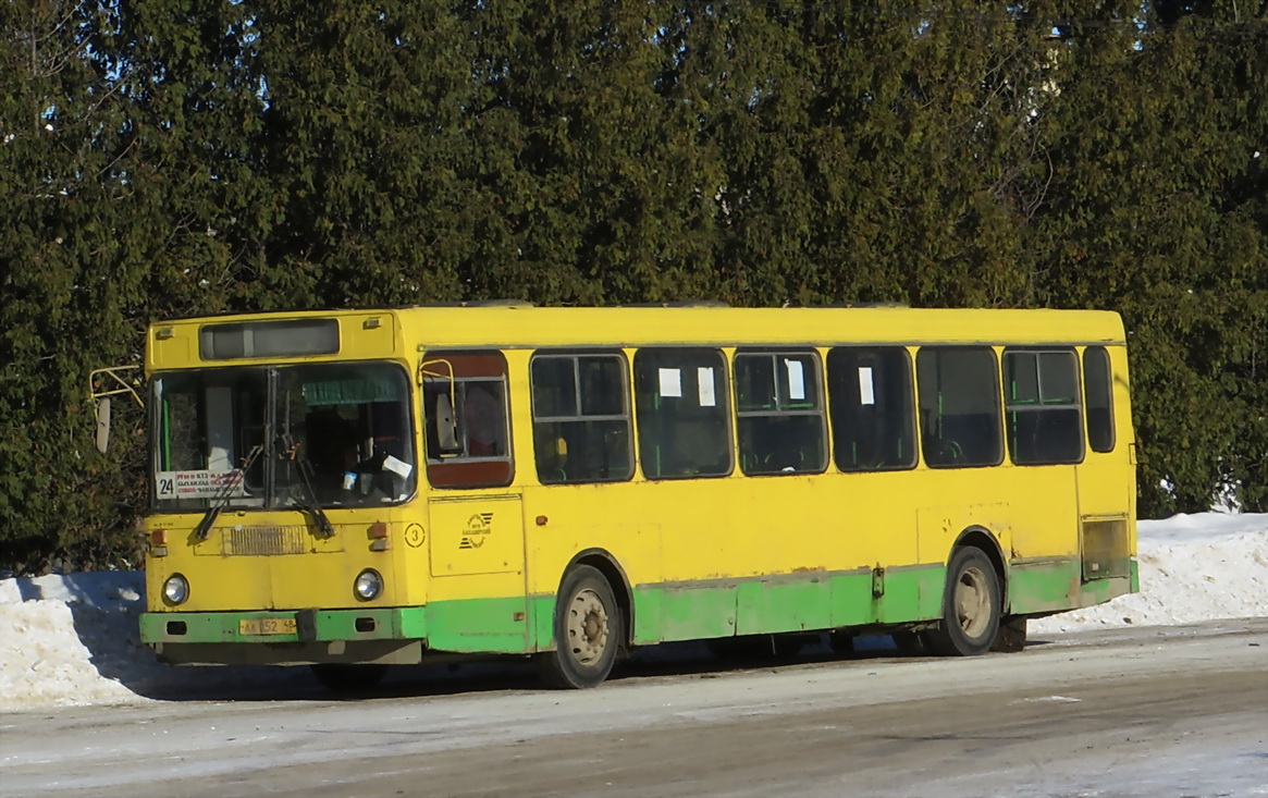 Автобус 40а. ЛИАЗ 5256.40. Желтый ЛИАЗ 5256.40 Тамбов. Задний бампер для ЛИАЗ 5256.40.