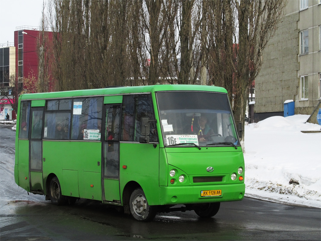 Автобус 1 16. ЗАЗ a07a1 i-van. ЗАЗ а07. ЗАЗ-а07а01 Фотобус.