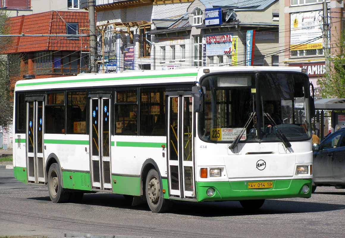 Отслеживание 225 автобуса кстово нижний новгород. Автобус 434. 434 Автобус СПБ. 225 Кстово. 434 Автобус фото.