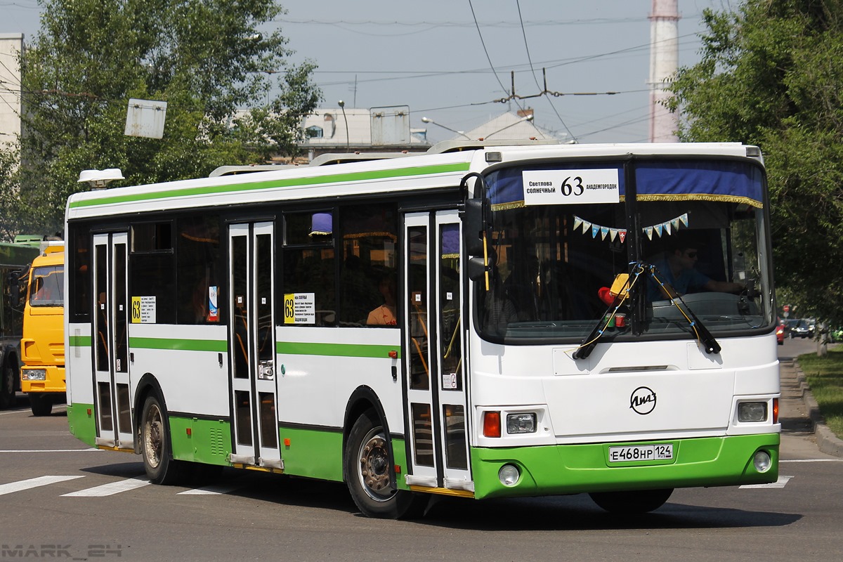 Маршрут 61 автобуса красноярск. ЛИАЗ-5293.53 саратафф. ЛИАЗ 5293.53. ЛИАЗ 5293 Красноярск. Автобус ЛИАЗ-5293 Е 468 НР 124.