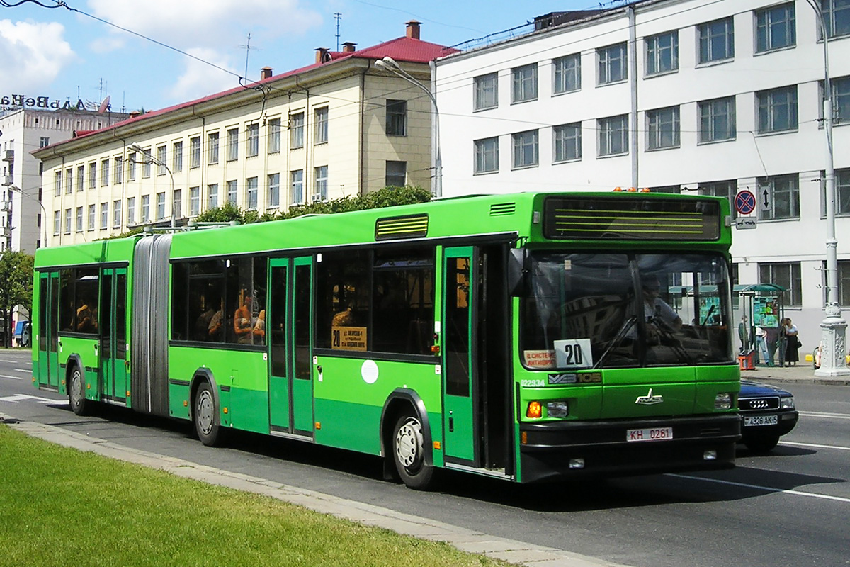 54 автобус минск. Автобус МАЗ 105 060 Минск. МАЗ 105. Сочлененный МАЗ-105. МАЗ 105 модель.