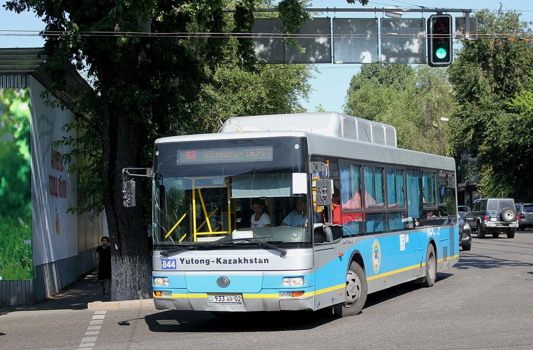 Автобус 844. 844 Автобус маршрут. Остановка Пролетарский проспект 844 автобус.