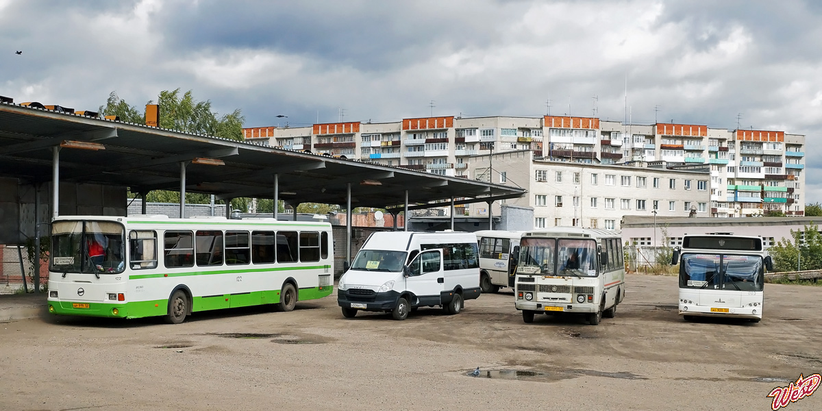 Автостанция дзержинск. Дзержинск автовокзал. Автовокзал Дзержинское. Село Дзержинское автовокзал. Дзержинск автовокзал дзертв.