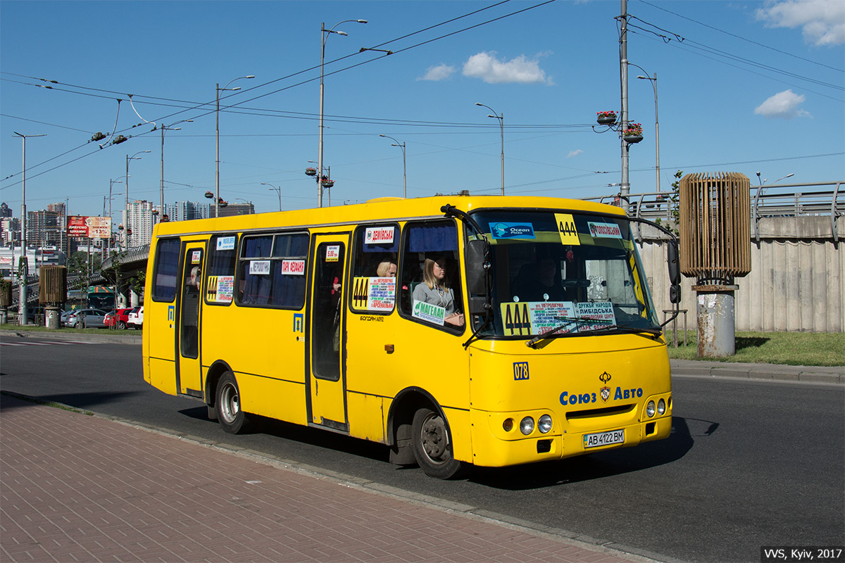 Маршрутка богдан фото