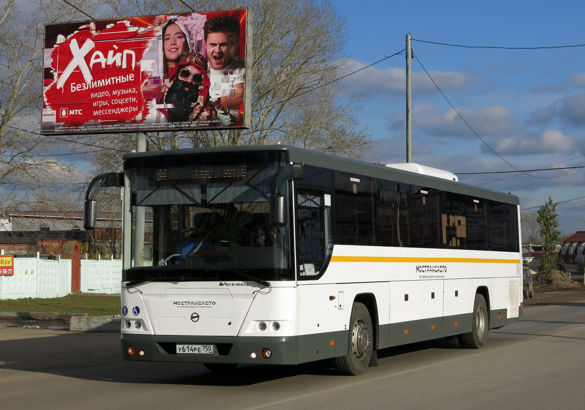 Автобус 222.