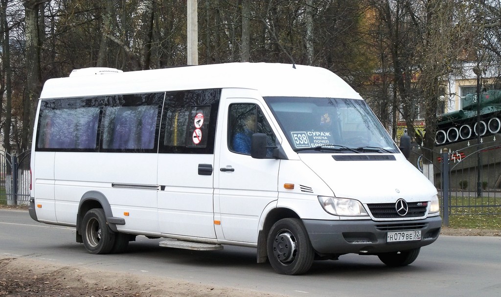 Расписание брянск мглин с автовокзала. Мерседес Бенц 223203. Автобус Луидор-223203 (Mercedes-Benz Sprinter). Луидор 18 мест. Луидор-2236xa (MB Sprinter).