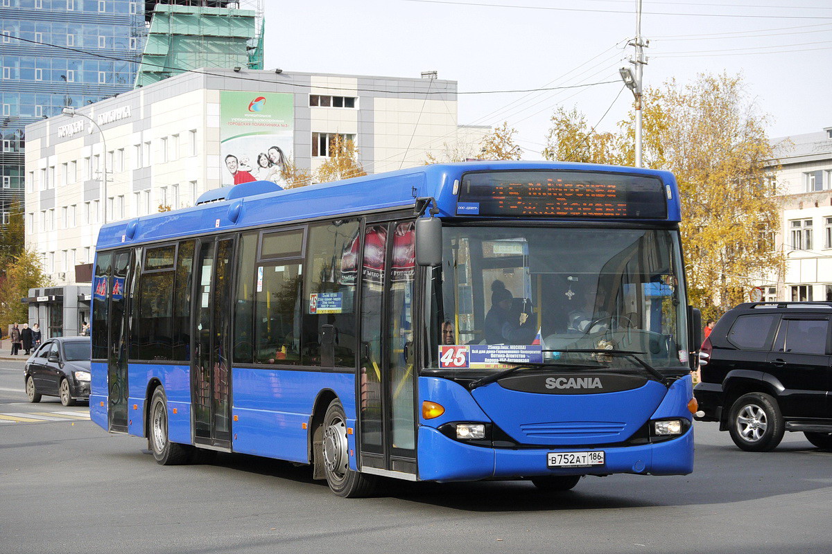 18 автобус сургут. Сургутский автобус. Автобус 45. Общественный транспорт Сургут. Автобус Сургут.