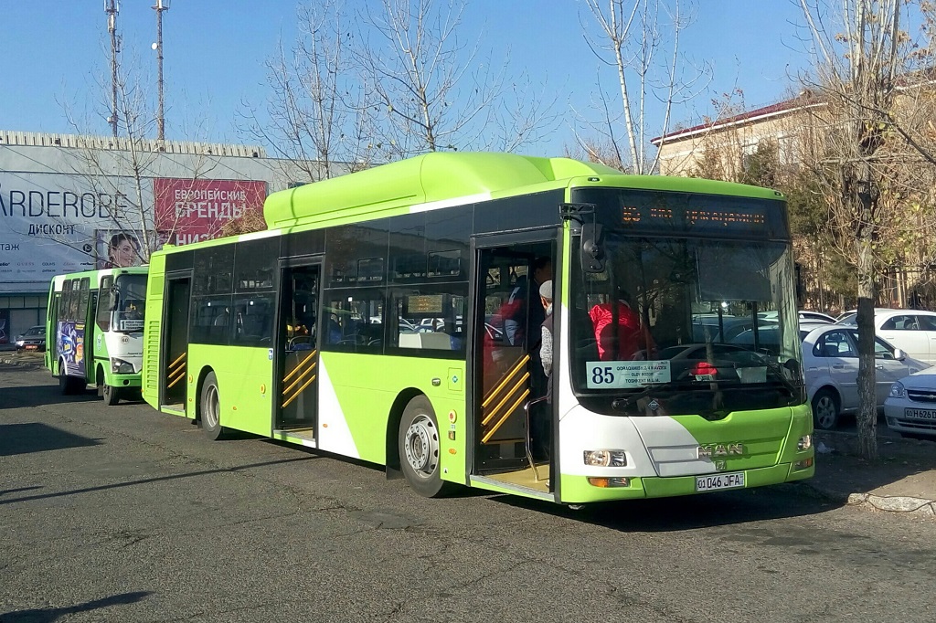 Узнать автобус. Автобус ман Ташкент. Man a22 CNG. Автобус Узбекистан. Автобус маршрут 85 Ташкент.