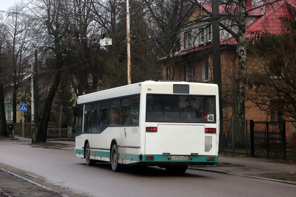 Kaliningrad region, Mercedes-Benz O405N2K (France) # Р 978 УМ 39