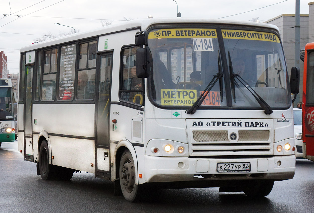 Автобусный маршрут 227 в Санкт-Петербурге