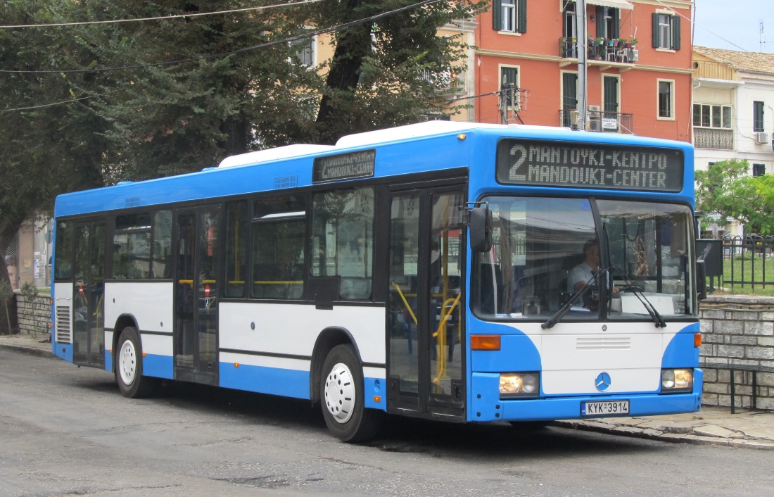 Greece, Mercedes-Benz O405N2 # 20