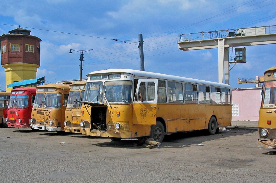 Автобус йошкар ола советский. ЛИАЗ 677 Йошкар-Ола. ЛИАЗ 677б. Автобус ЛИАЗ 677 СССР матрёшка. Б0677.