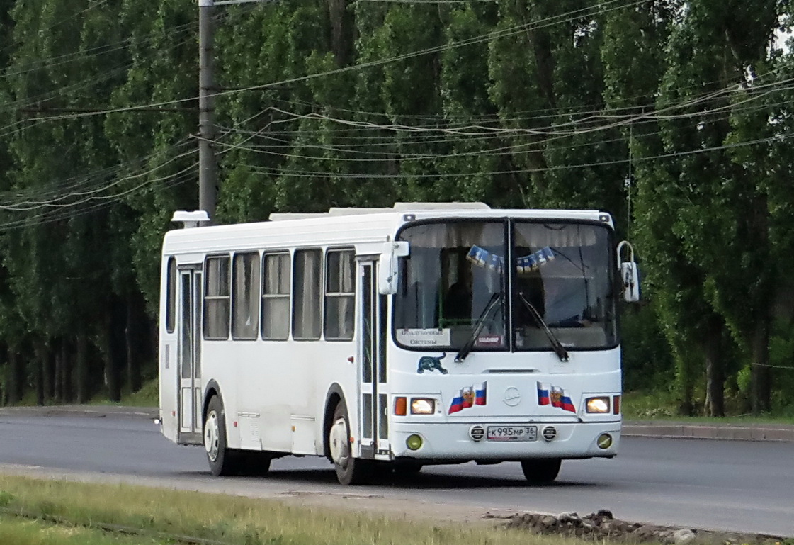 Тутаев ярославль автобус. ЛИАЗ 5256.26-01. ЛИАЗ Тутаев. Автобус 2 Ярославль. Автобус Ярославль Тутаев.