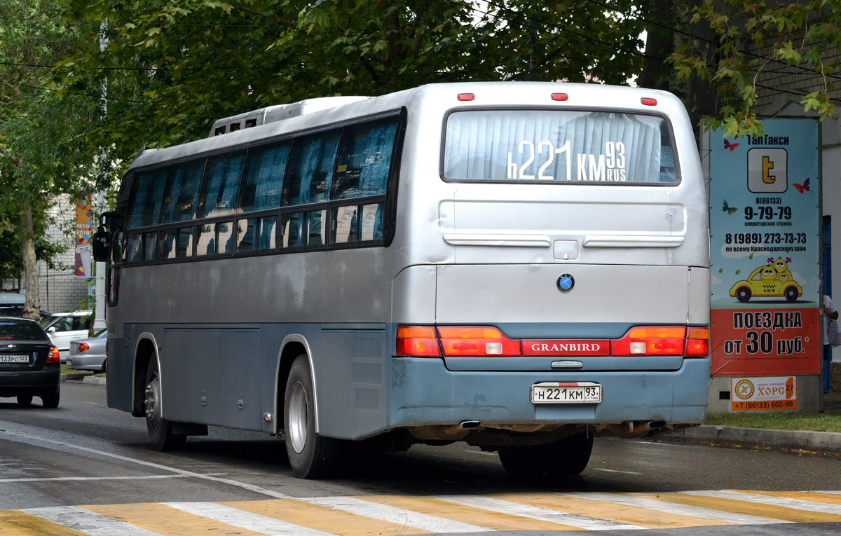 Автобус до краснодара. Kia Granbird 161 Rus. Kia Granbird 45 в221со154. Майкоп Анапа автобус Киа. 93 Автобус Краснодар.