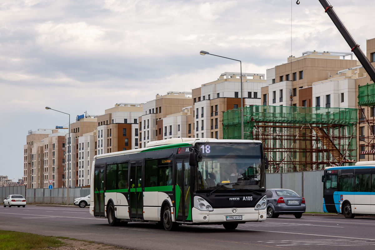 Проезд автобусом астана. Автобус Астана. 18 Автобус Астана. Автобус 18 метров.