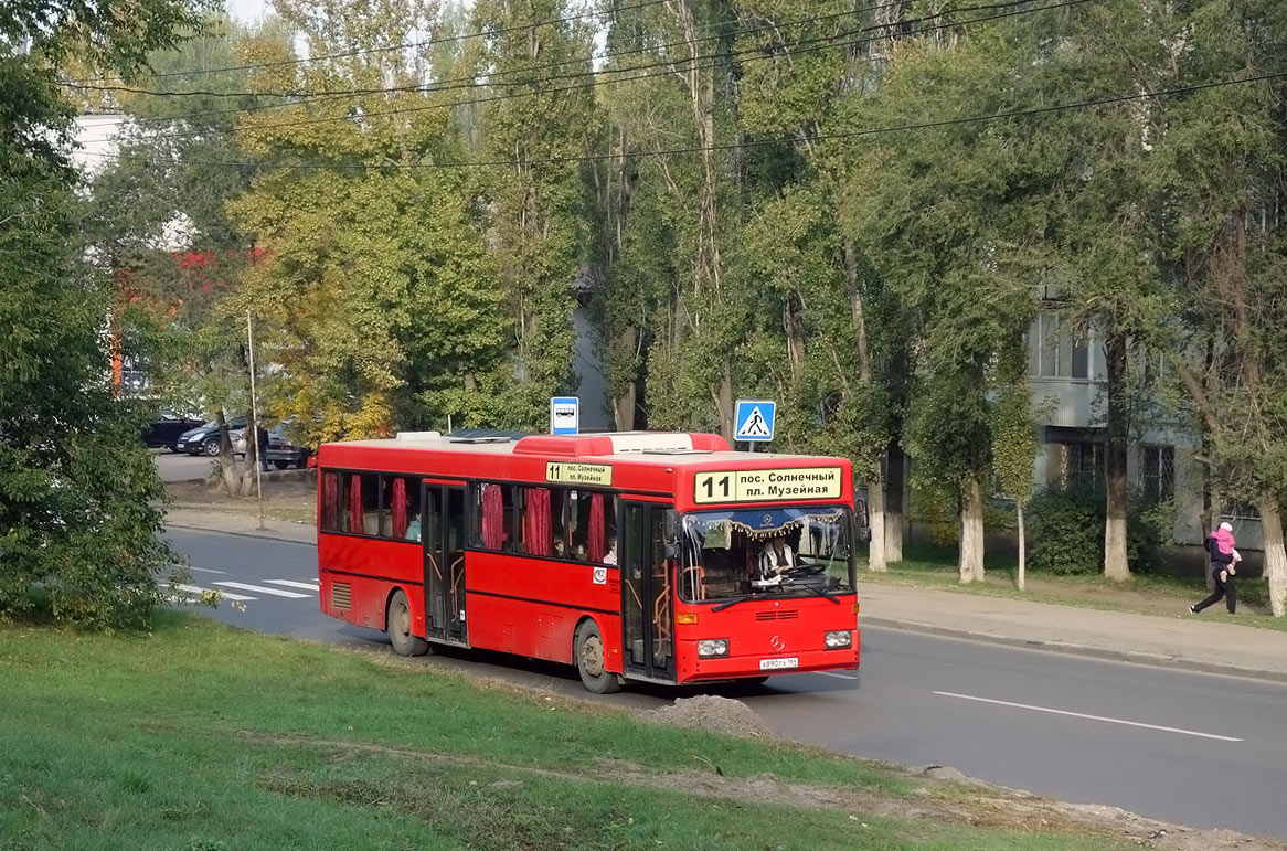 Saratov region, Mercedes-Benz O405 # А 890 ТХ 164