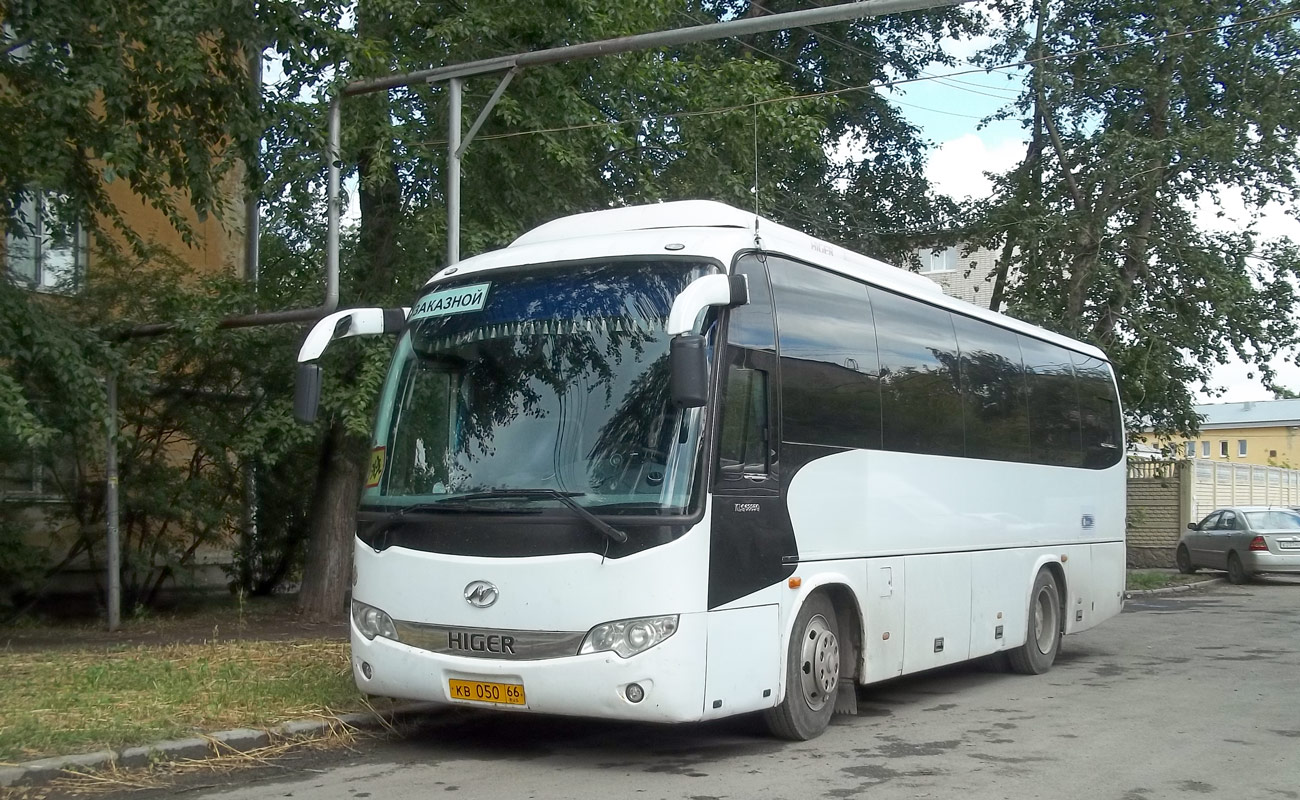 Higer klq6885q