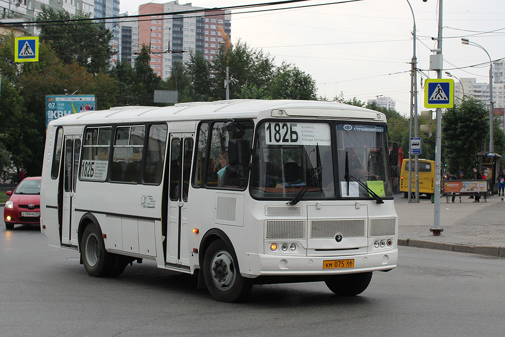 Автобус км 3. ПАЗ 4234 Екатеринбург. Км 075 66. Екатеринбург,ПАЗ 32040205 км 106 66. Пазик Екатеринбург.