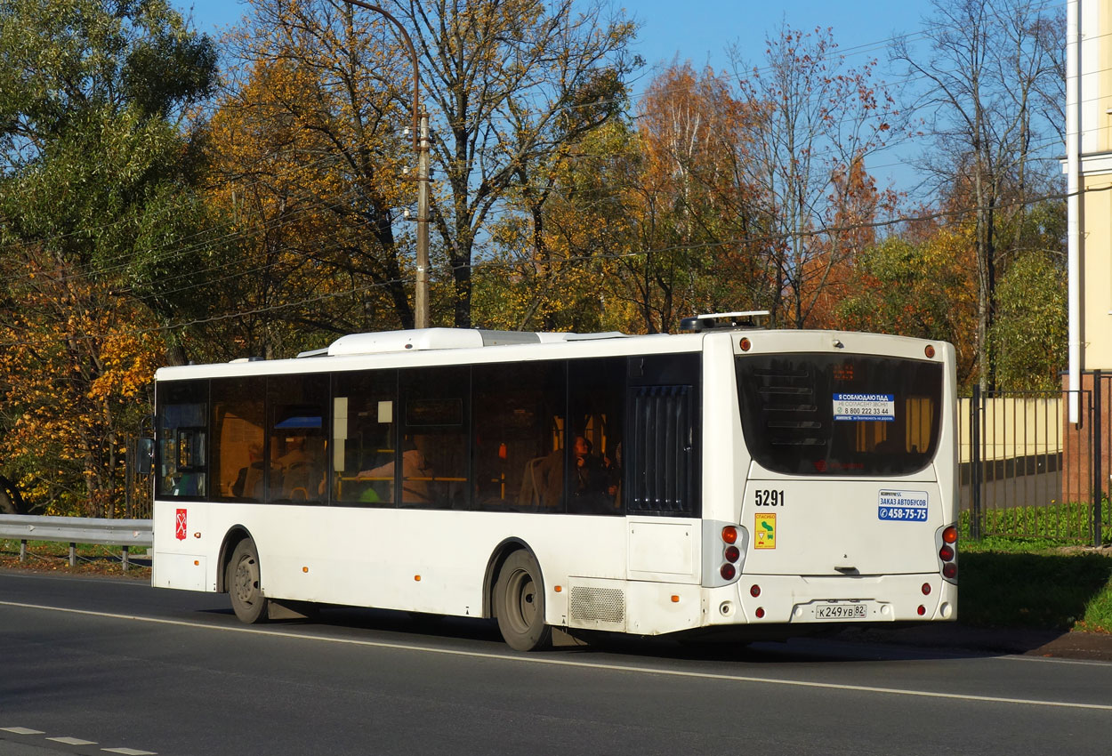 352 автобус петергоф. Автобус 355 Петергоф. Автобусов 351 б. Маршрут 351 автобуса. Новый Петергоф автобусы.