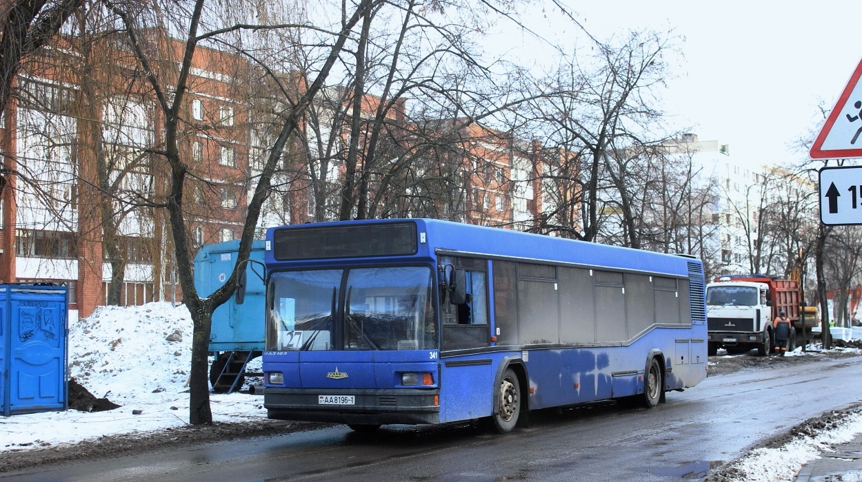 Маз 103 003