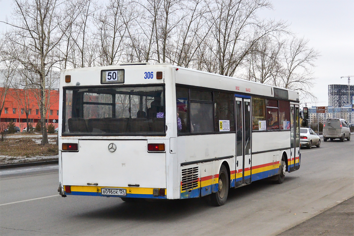 Krasnoyarsk region, Mercedes-Benz O405 # В 096 ОК 124