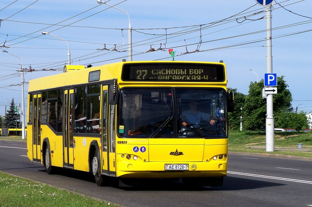 Маз 103 476