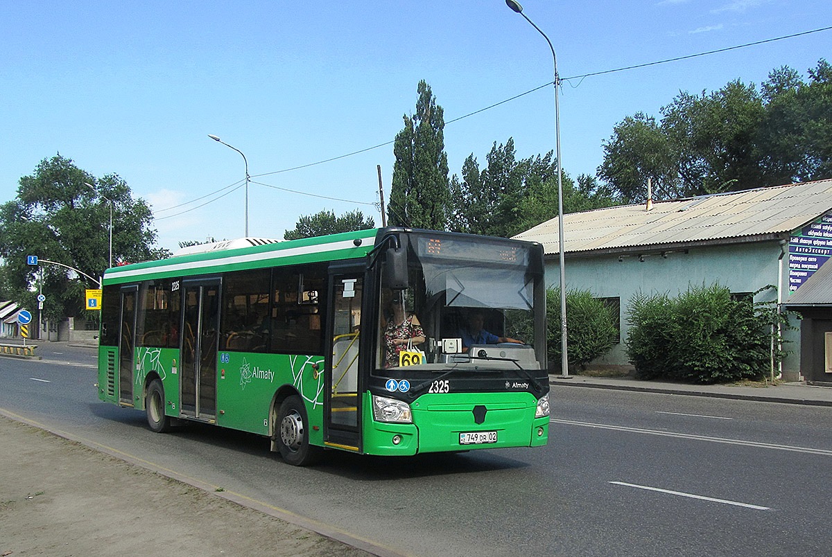 Автобус 68. Автобус 1 Алматы. Автобус 69. 069 Автобус. Маршрутка 069.