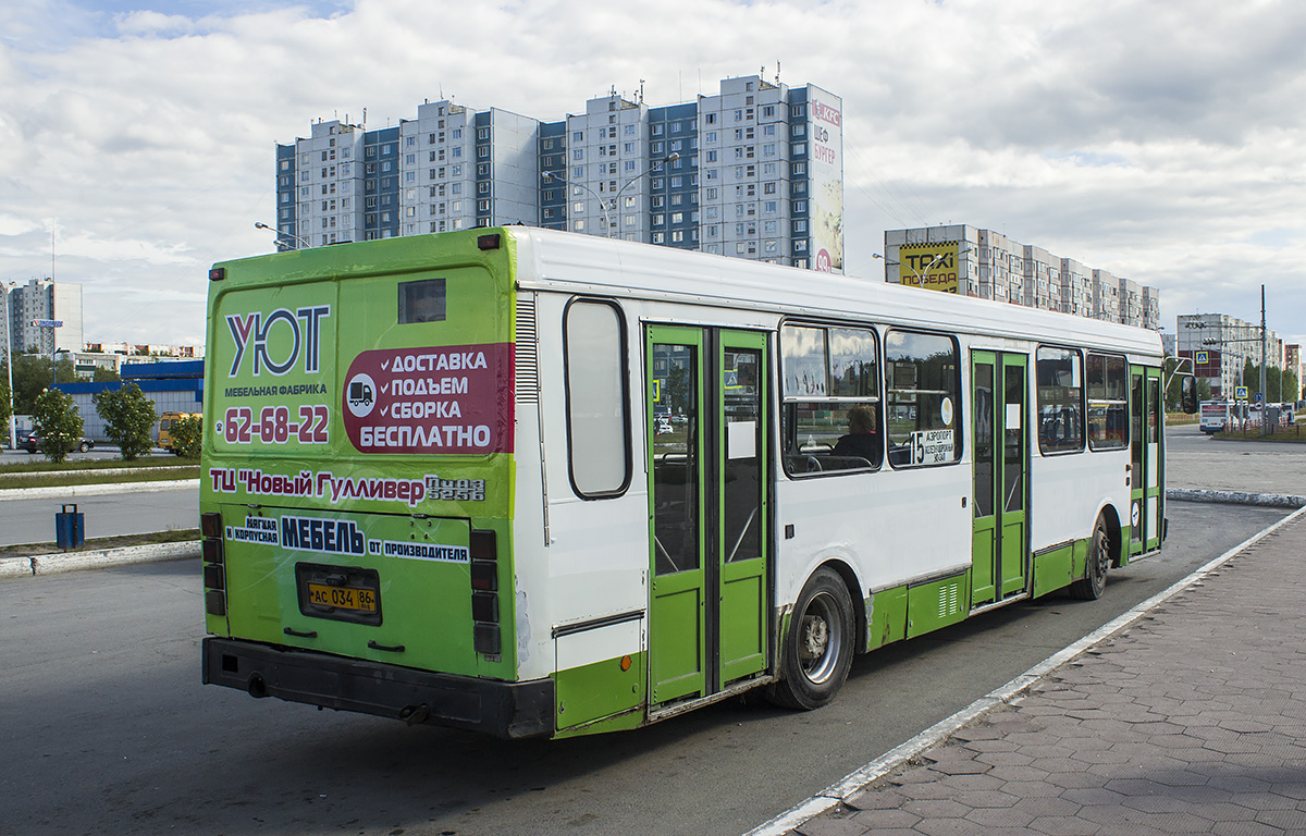 Автобус нижневартовск. Маршрутка Нижневартовск. 15 Автобус маршрут Нижневартовск. Автобус 13 Нижневартовск.